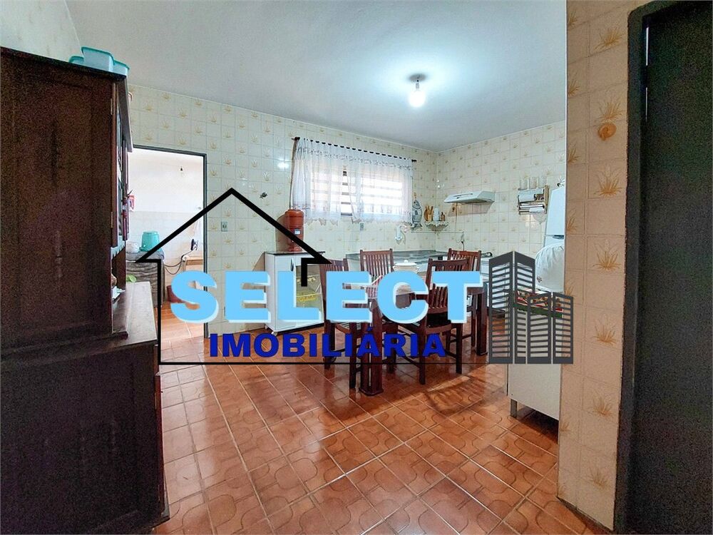 Casa à venda e aluguel com 3 quartos, 140m² - Foto 4