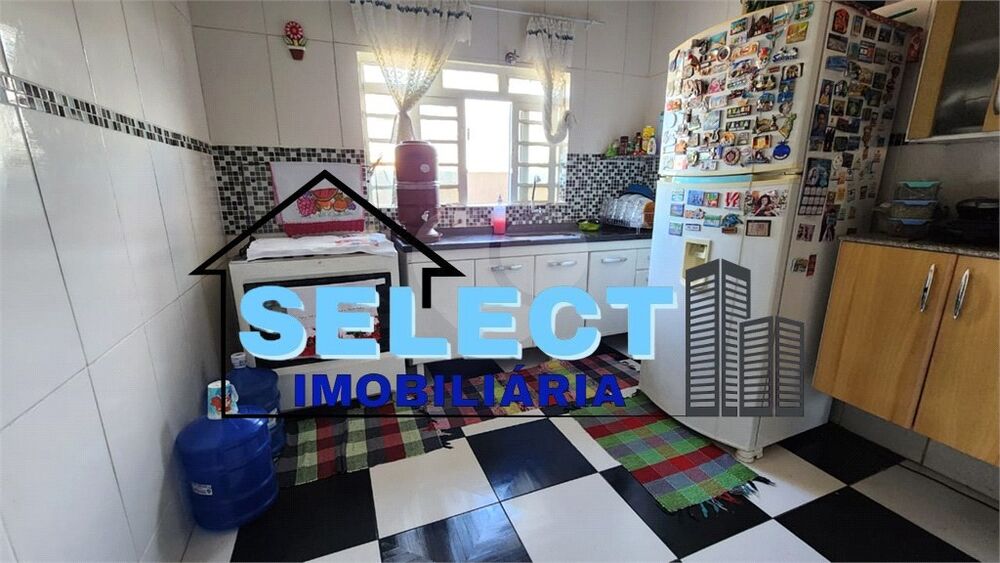 Casa à venda com 2 quartos, 200m² - Foto 13