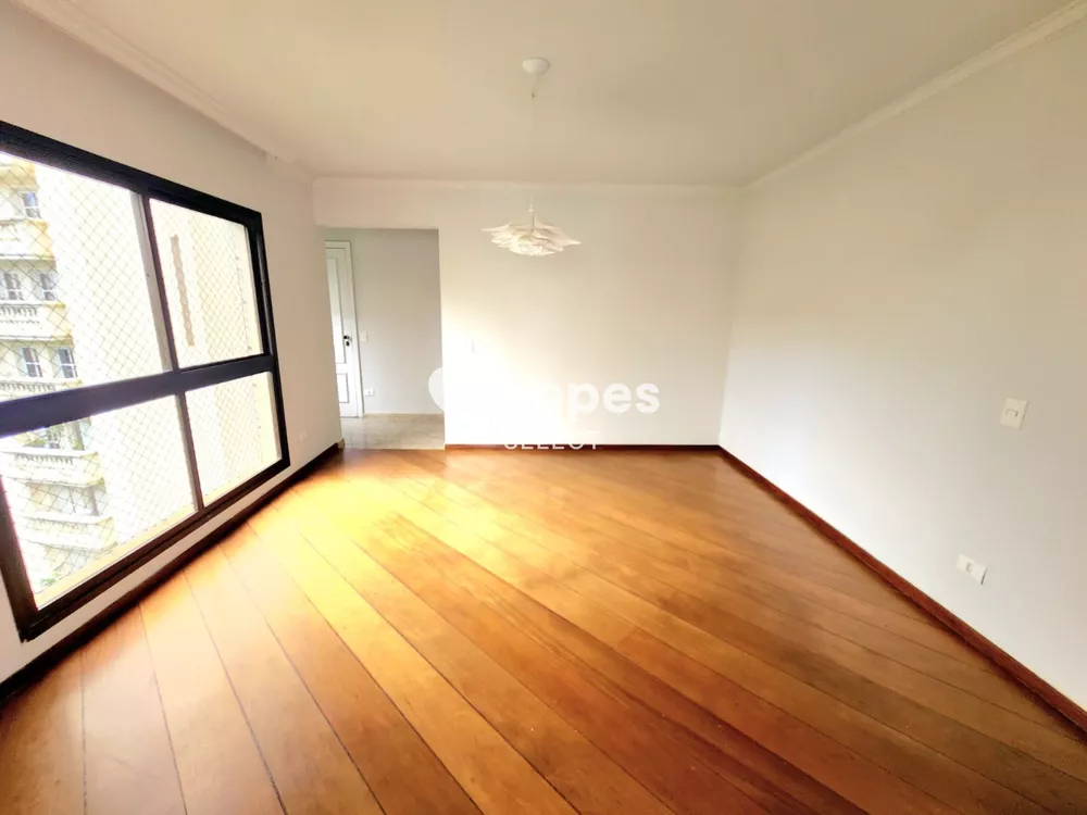 Apartamento à venda com 3 quartos, 127m² - Foto 3