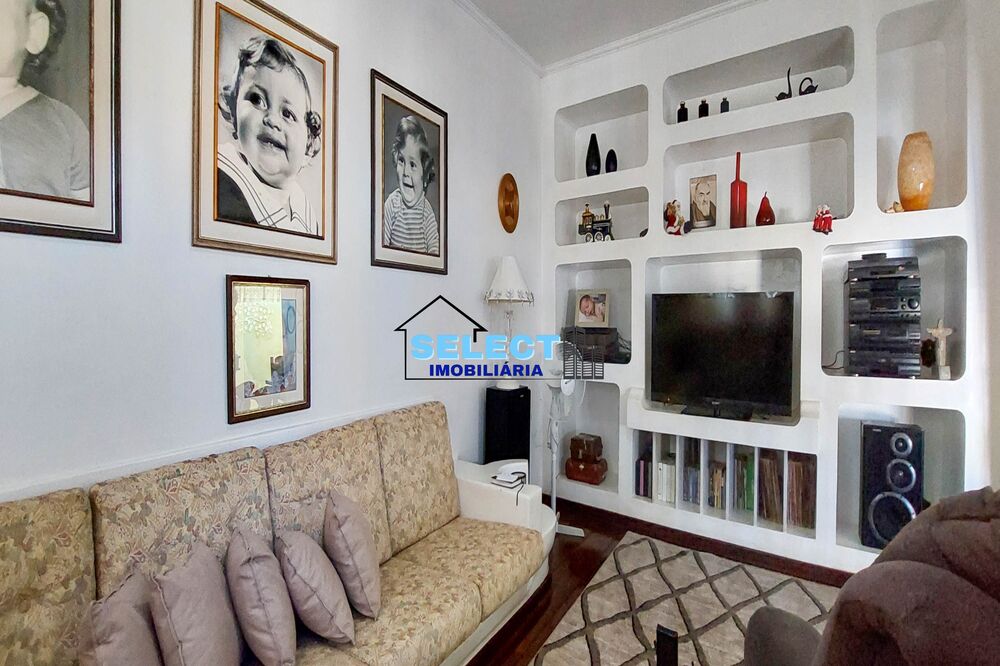 Casa à venda com 3 quartos, 200m² - Foto 8