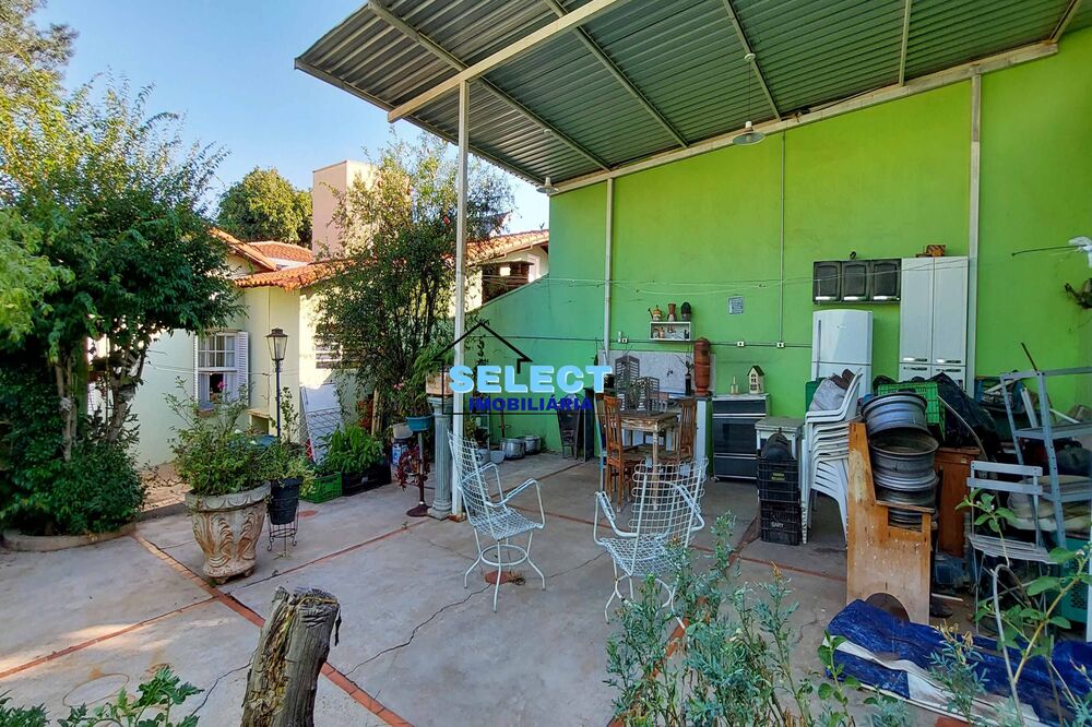Casa à venda com 3 quartos, 200m² - Foto 25