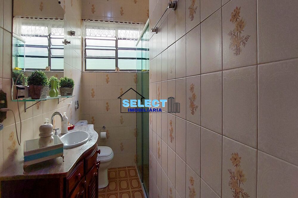 Casa à venda com 3 quartos, 200m² - Foto 17