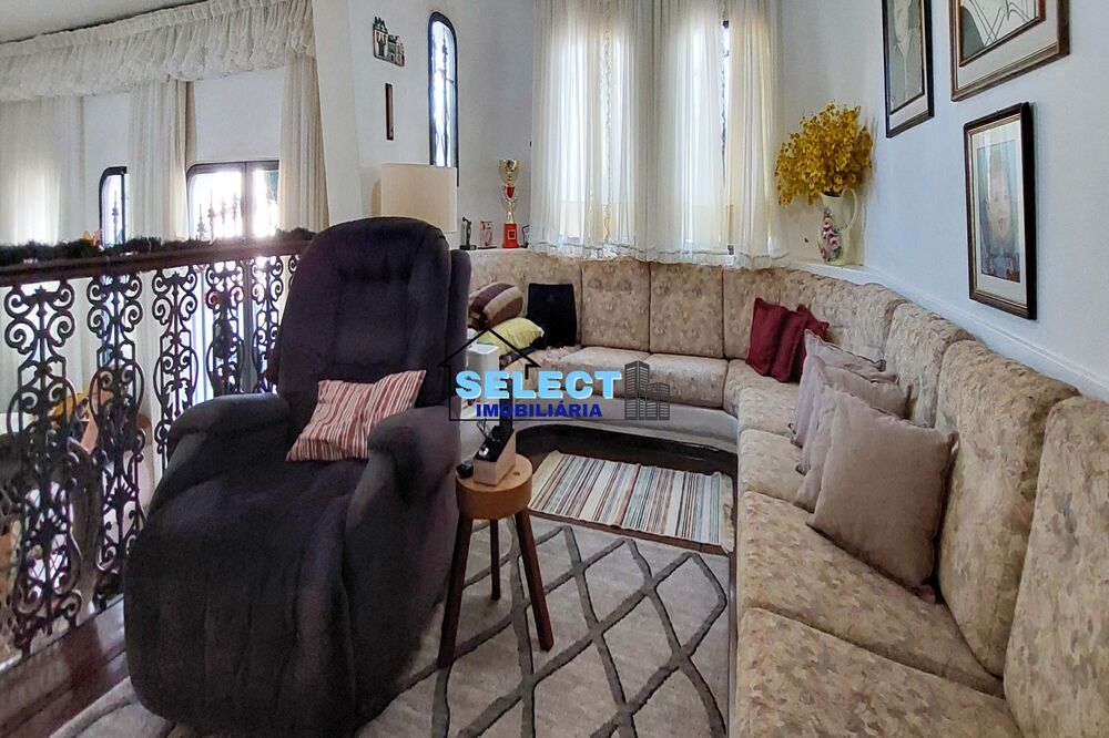Casa à venda com 3 quartos, 200m² - Foto 7