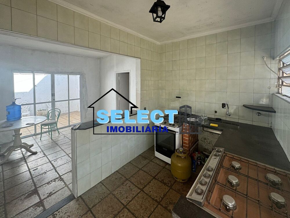 Casa à venda e aluguel com 3 quartos, 176m² - Foto 21