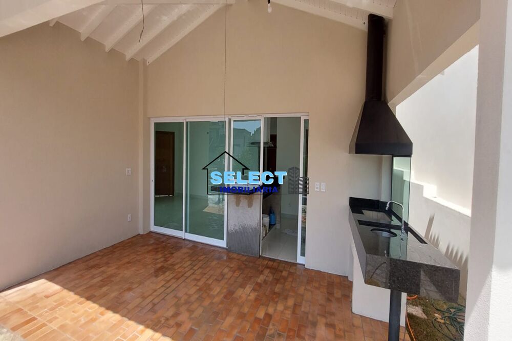 Casa de Condomínio à venda com 3 quartos, 208m² - Foto 4