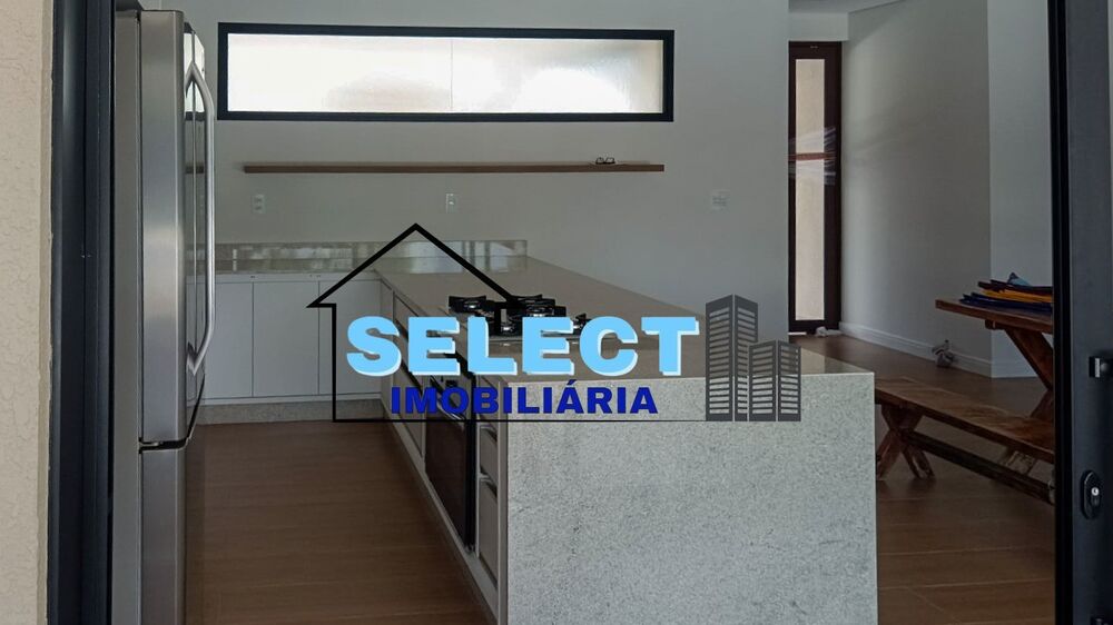 Casa de Condomínio à venda com 3 quartos, 320m² - Foto 1