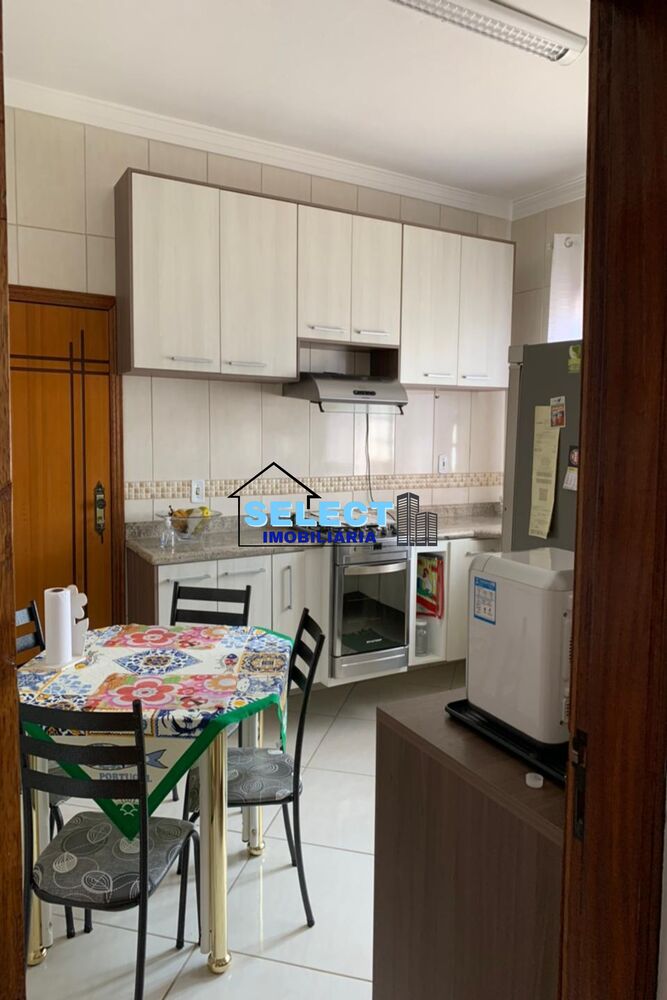 Casa, 3 quartos, 252 m² - Foto 7