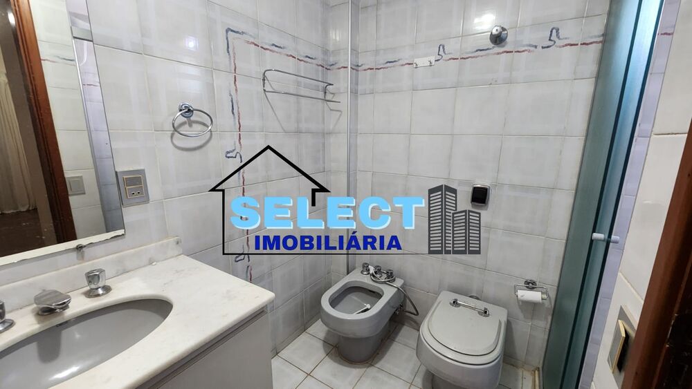 Apartamento para alugar com 3 quartos, 204m² - Foto 17