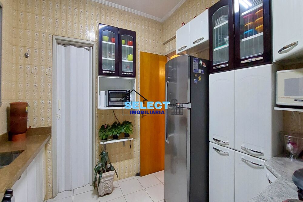 Apartamento à venda com 3 quartos, 131m² - Foto 12
