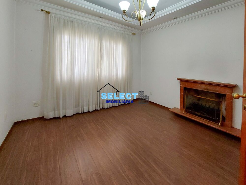 Casa de Condomínio à venda com 4 quartos, 360m² - Foto 2