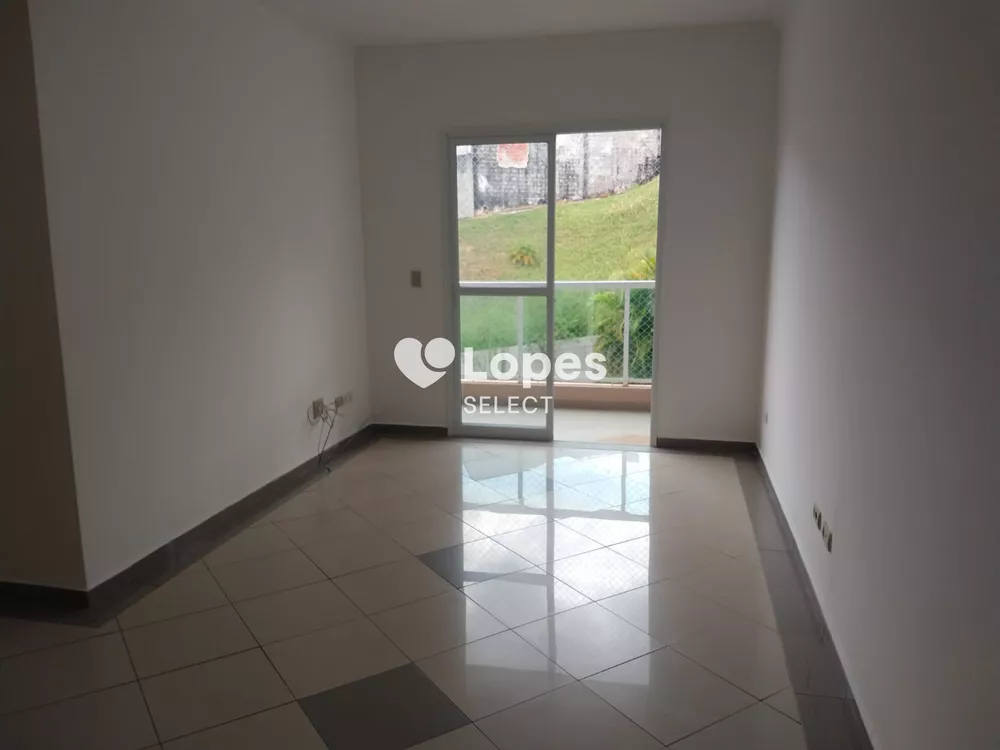 Apartamento à venda com 3 quartos, 75m² - Foto 4