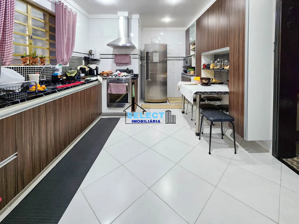 Casa, 3 quartos, 190 m² - Foto 7