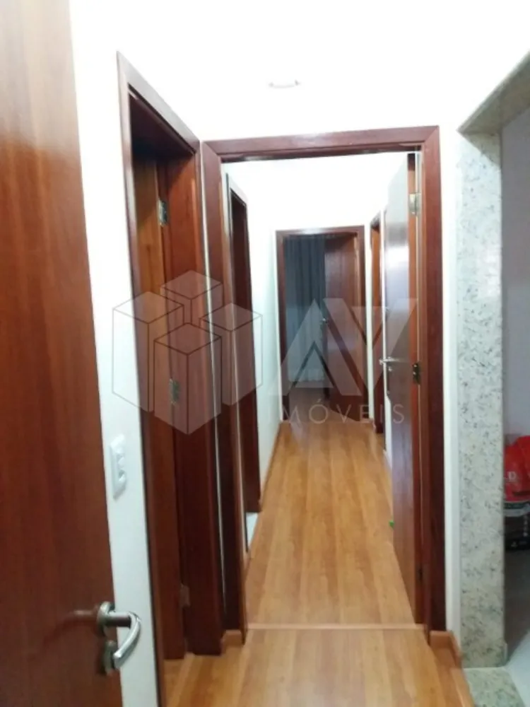 Casa, 3 quartos, 200 m² - Foto 1
