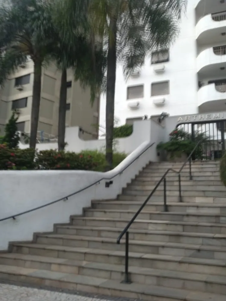 Apartamento, 3 quartos, 190 m² - Foto 2
