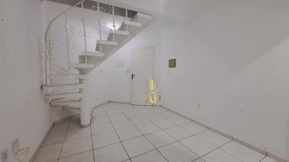 Sobrado, 2 quartos, 65 m² - Foto 2