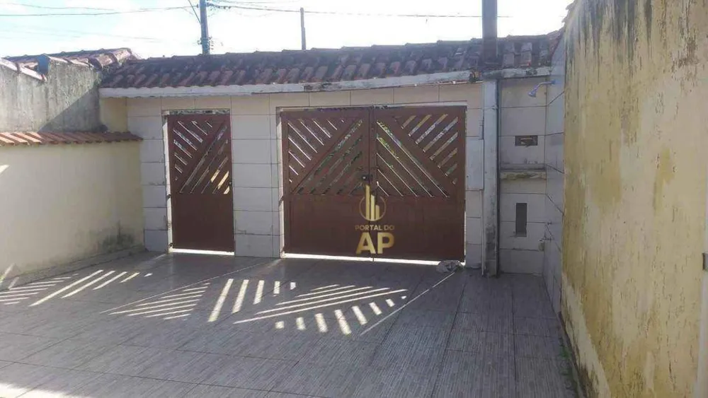 Casa, 2 quartos, 180 m² - Foto 1