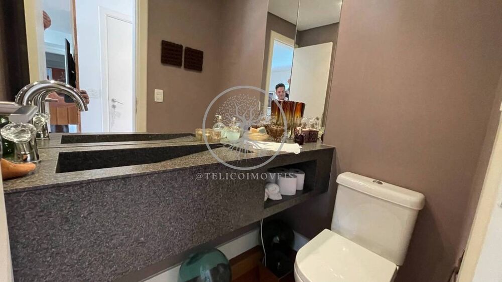 Apartamento, 3 quartos, 140 m² - Foto 1