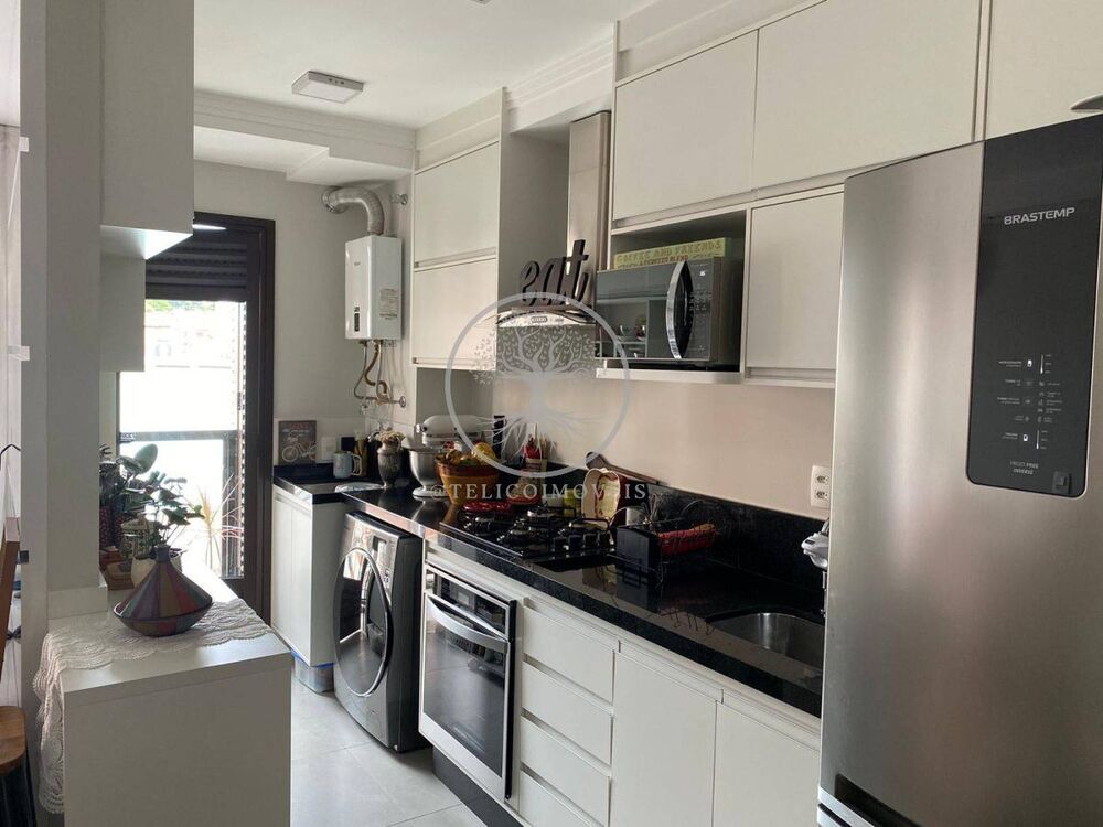 Apartamento à venda com 2 quartos, 57m² - Foto 1