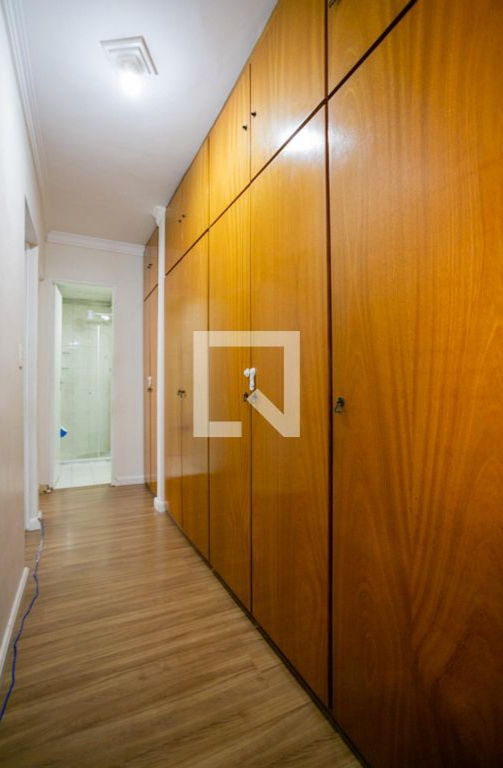 Apartamento à venda com 2 quartos, 70m² - Foto 13