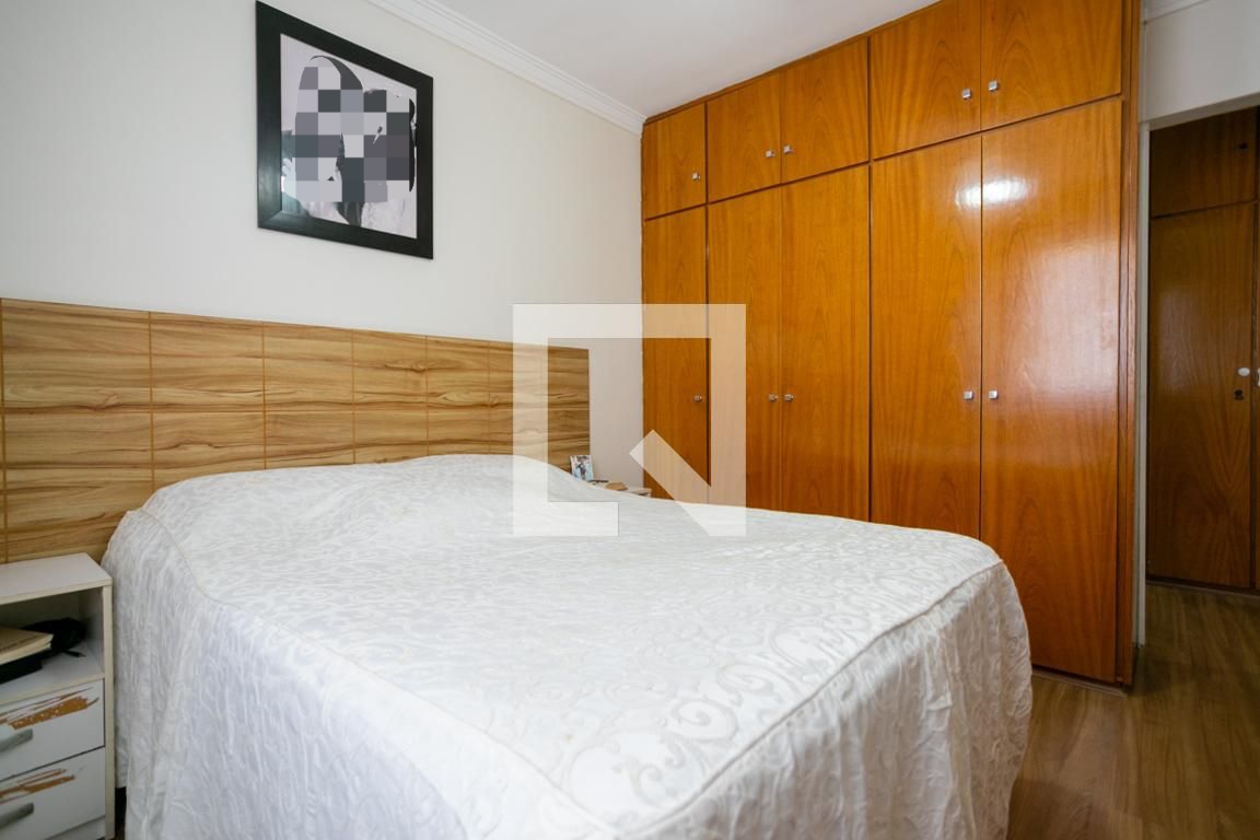 Apartamento à venda com 2 quartos, 70m² - Foto 17