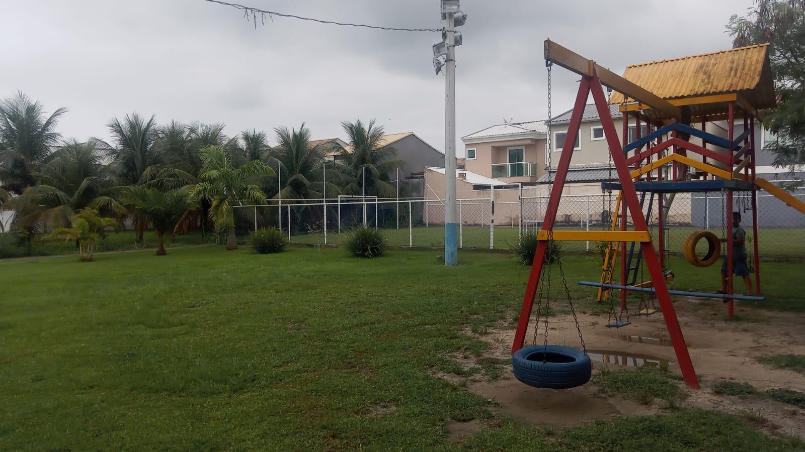 Casa de Condomínio à venda com 3 quartos, 210m² - Foto 15