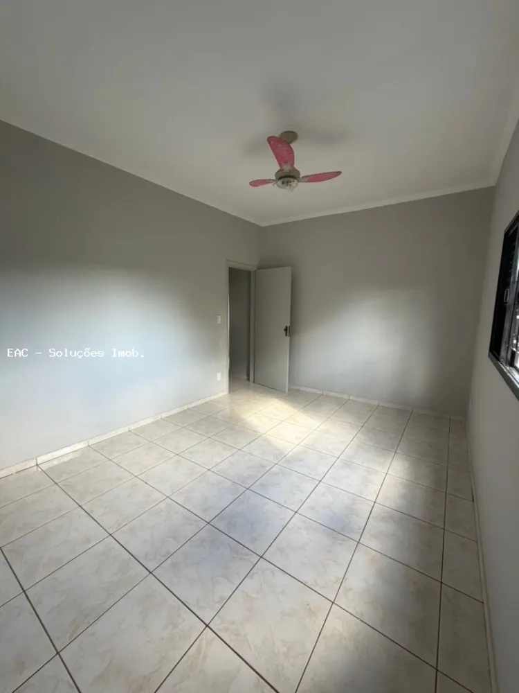 Casa, 3 quartos, 216 m² - Foto 1