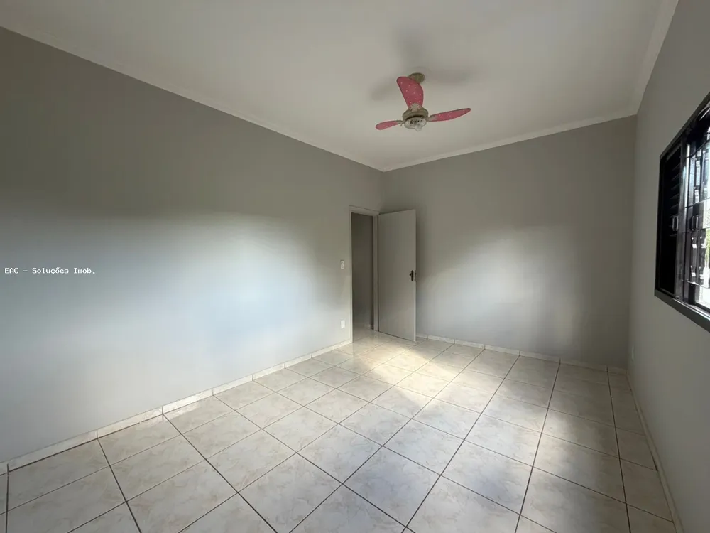 Casa, 3 quartos, 216 m² - Foto 3