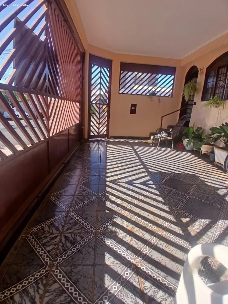 Casa, 3 quartos, 130 m² - Foto 1