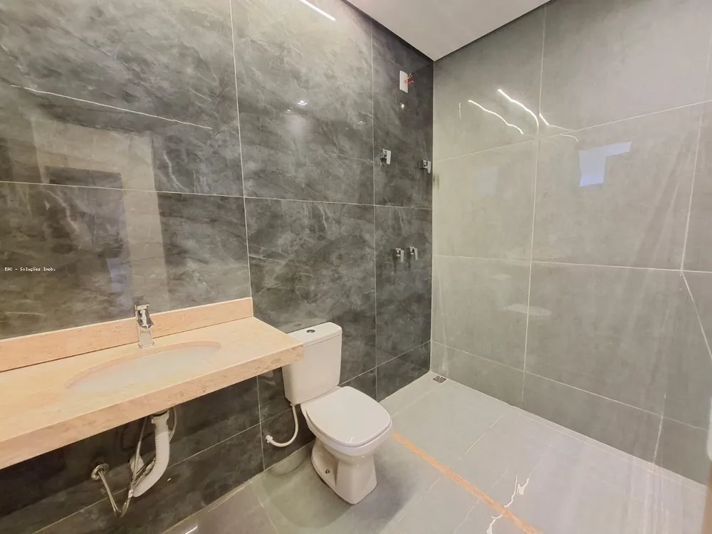 Casa, 3 quartos, 182 m² - Foto 2
