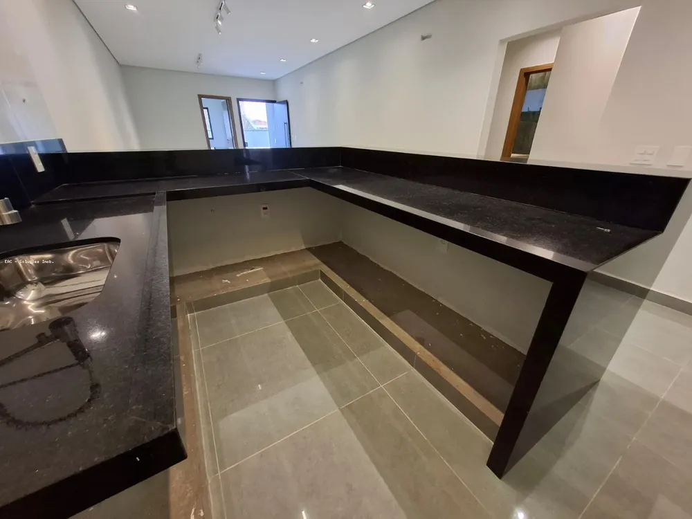 Casa, 3 quartos, 182 m² - Foto 4