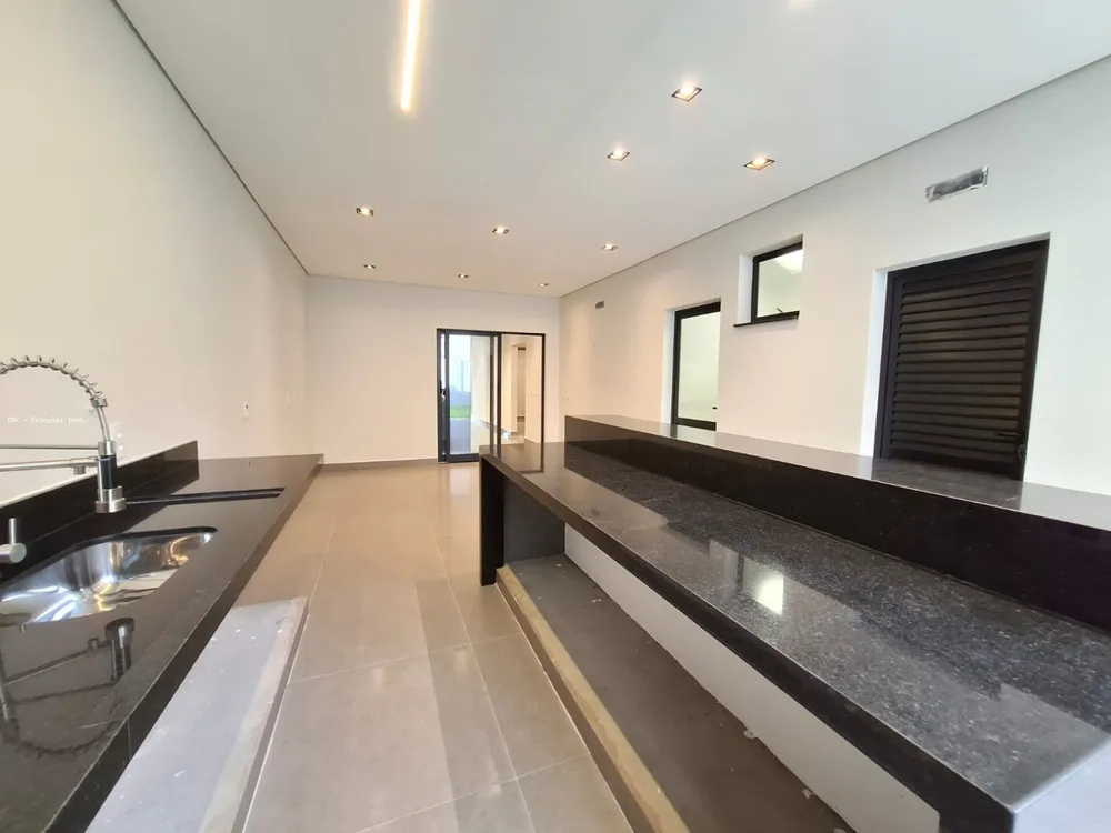 Casa, 3 quartos, 182 m² - Foto 1