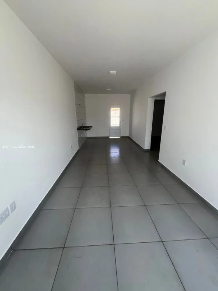 Casa, 2 quartos, 70 m² - Foto 2
