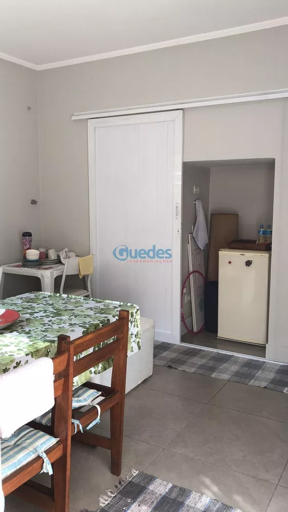 Prédio Inteiro para alugar com 3 quartos, 140m² - Foto 3