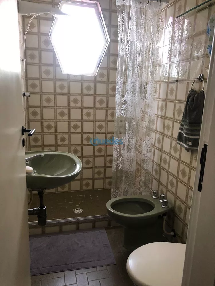 Prédio Inteiro para alugar com 3 quartos, 140m² - Foto 8