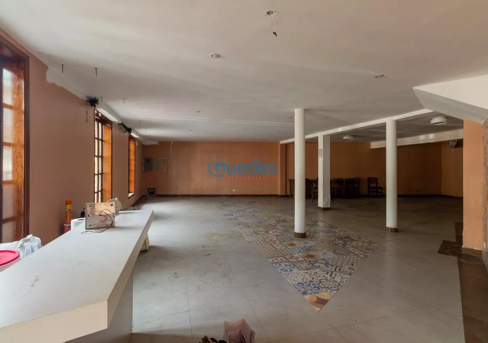 Loja-Salão, 250 m² - Foto 1