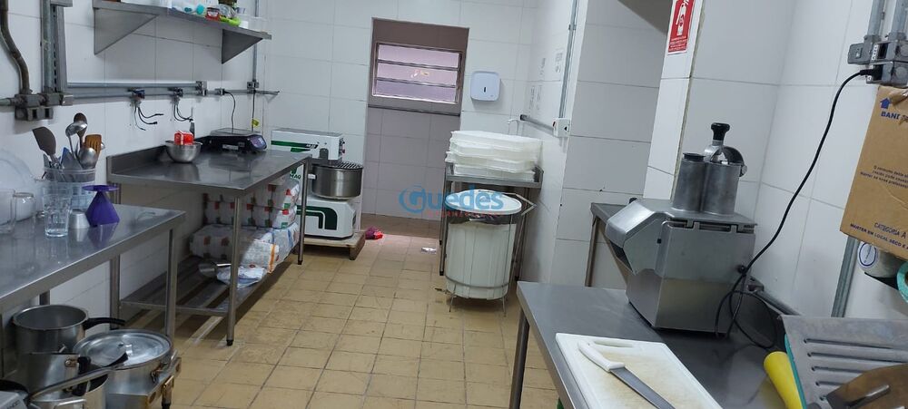 Prédio Inteiro à venda, 200m² - Foto 3