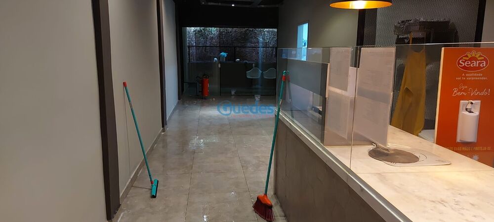 Prédio Inteiro à venda, 200m² - Foto 5