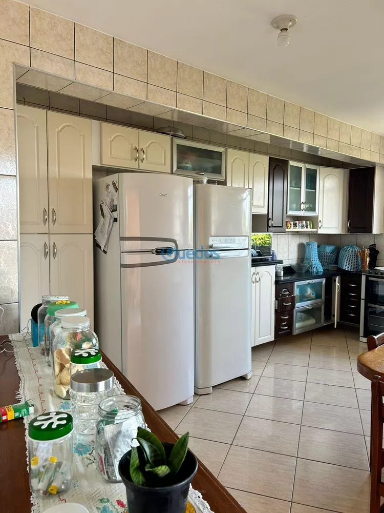 Casa, 3 quartos, 224 m² - Foto 3