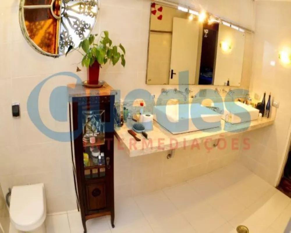 Sobrado, 3 quartos, 189 m² - Foto 1