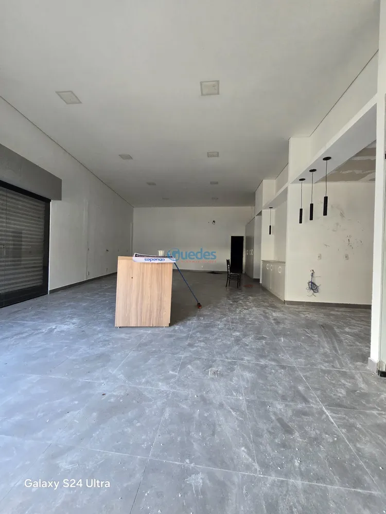 Loja-Salão, 200 m² - Foto 2