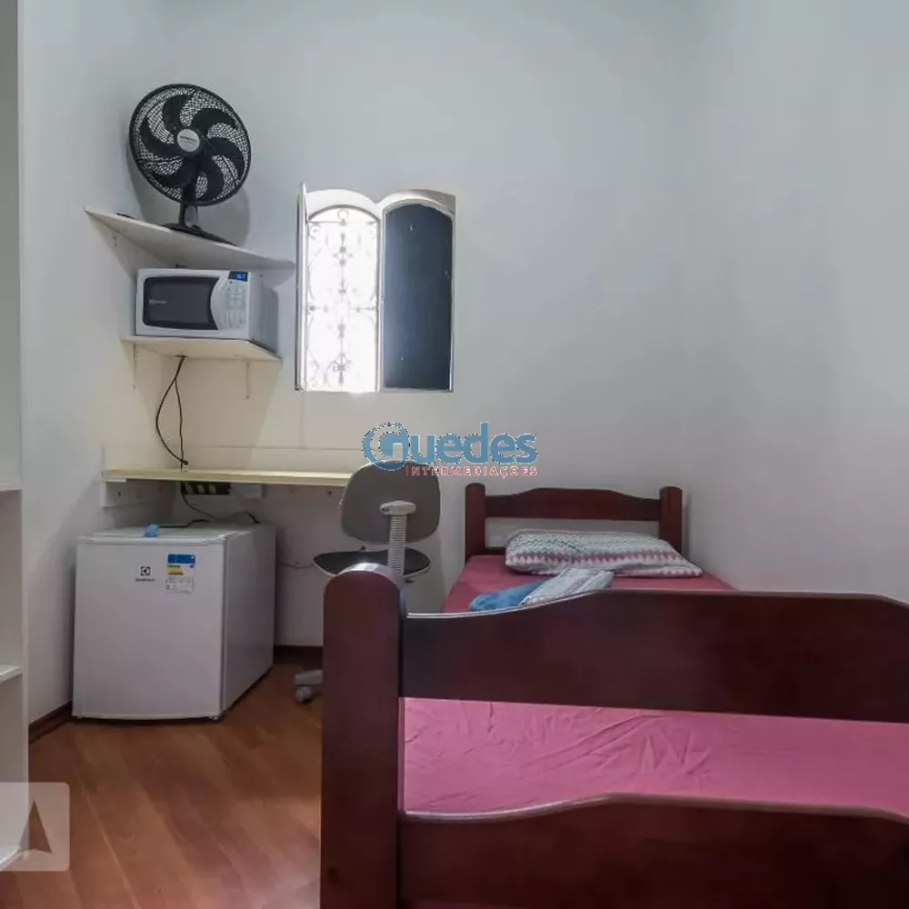 Sobrado à venda com 7 quartos, 250m² - Foto 29