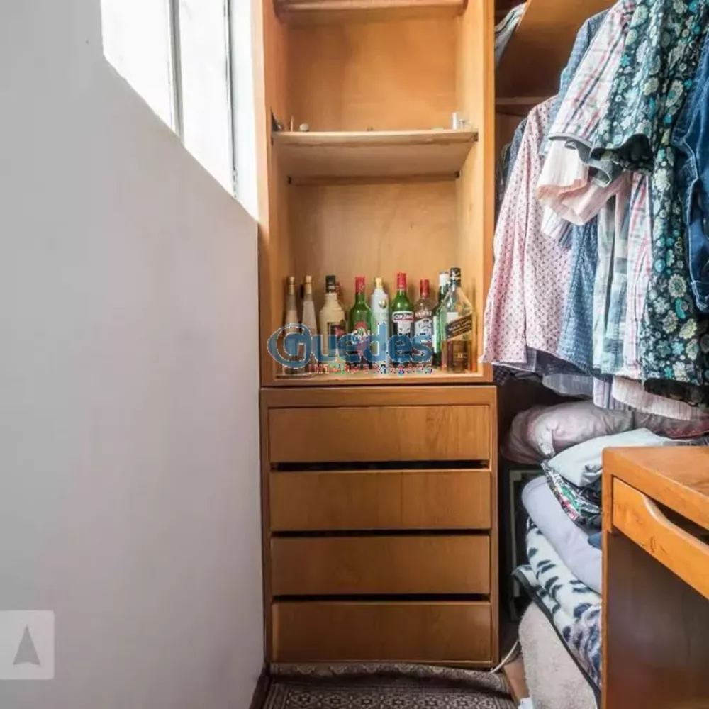 Sobrado à venda com 7 quartos, 250m² - Foto 22