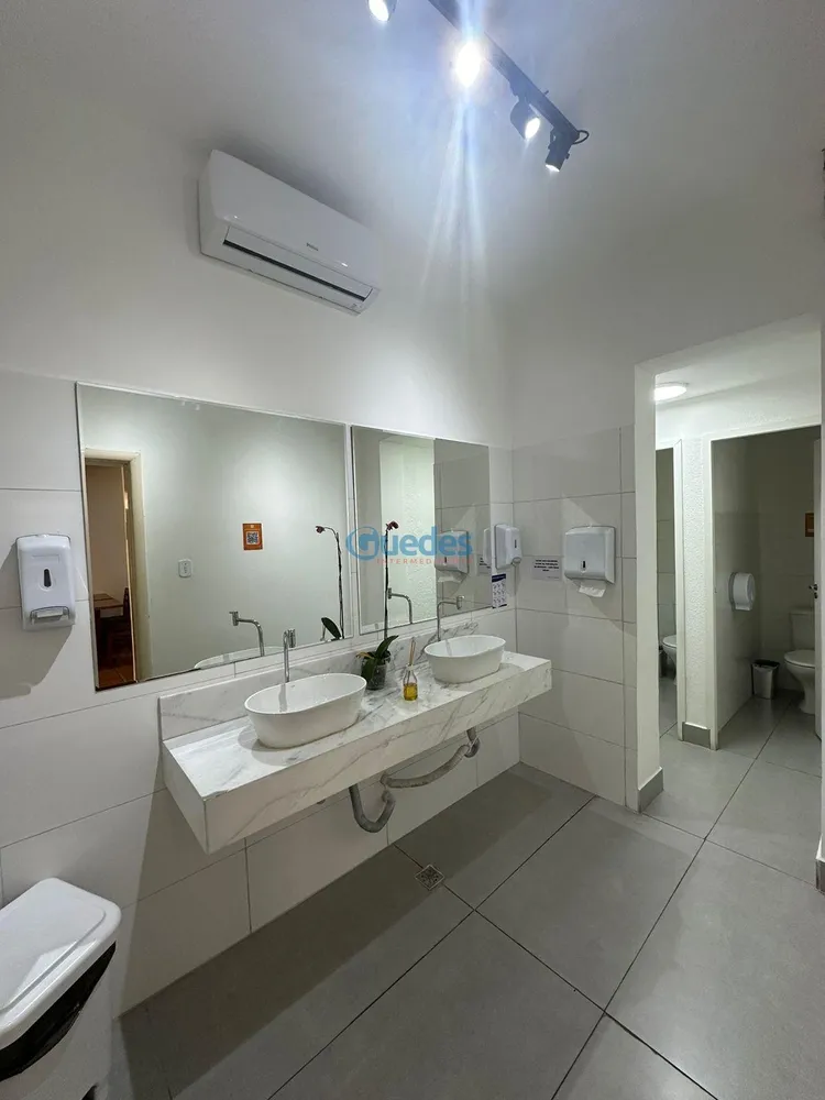 Prédio Inteiro, 200 m² - Foto 13