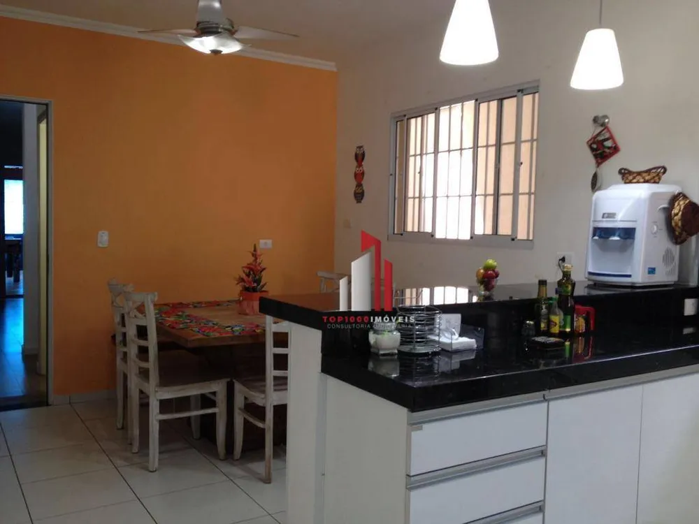 Casa, 3 quartos, 145 m² - Foto 2