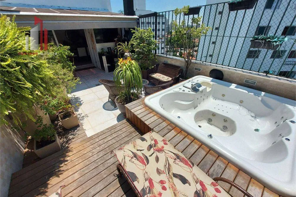 Cobertura, 3 quartos, 197 m² - Foto 3