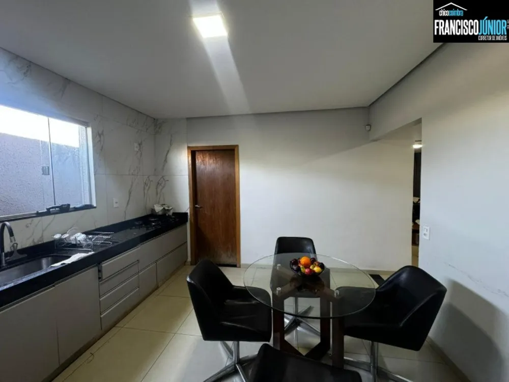 Casa, 3 quartos, 196 m² - Foto 9