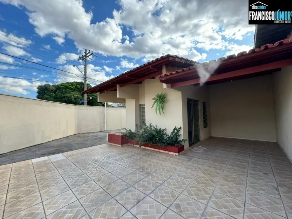 Casa, 3 quartos, 326 m² - Foto 2