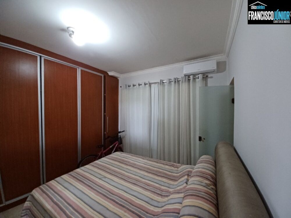 Chácara à venda com 5 quartos, 3277m² - Foto 10