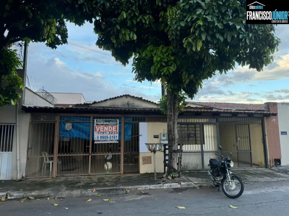 Casa, 4 quartos, 296 m² - Foto 1