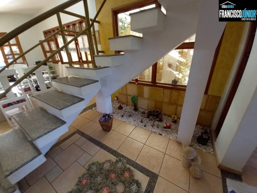 Casa, 4 quartos, 360 m² - Foto 5